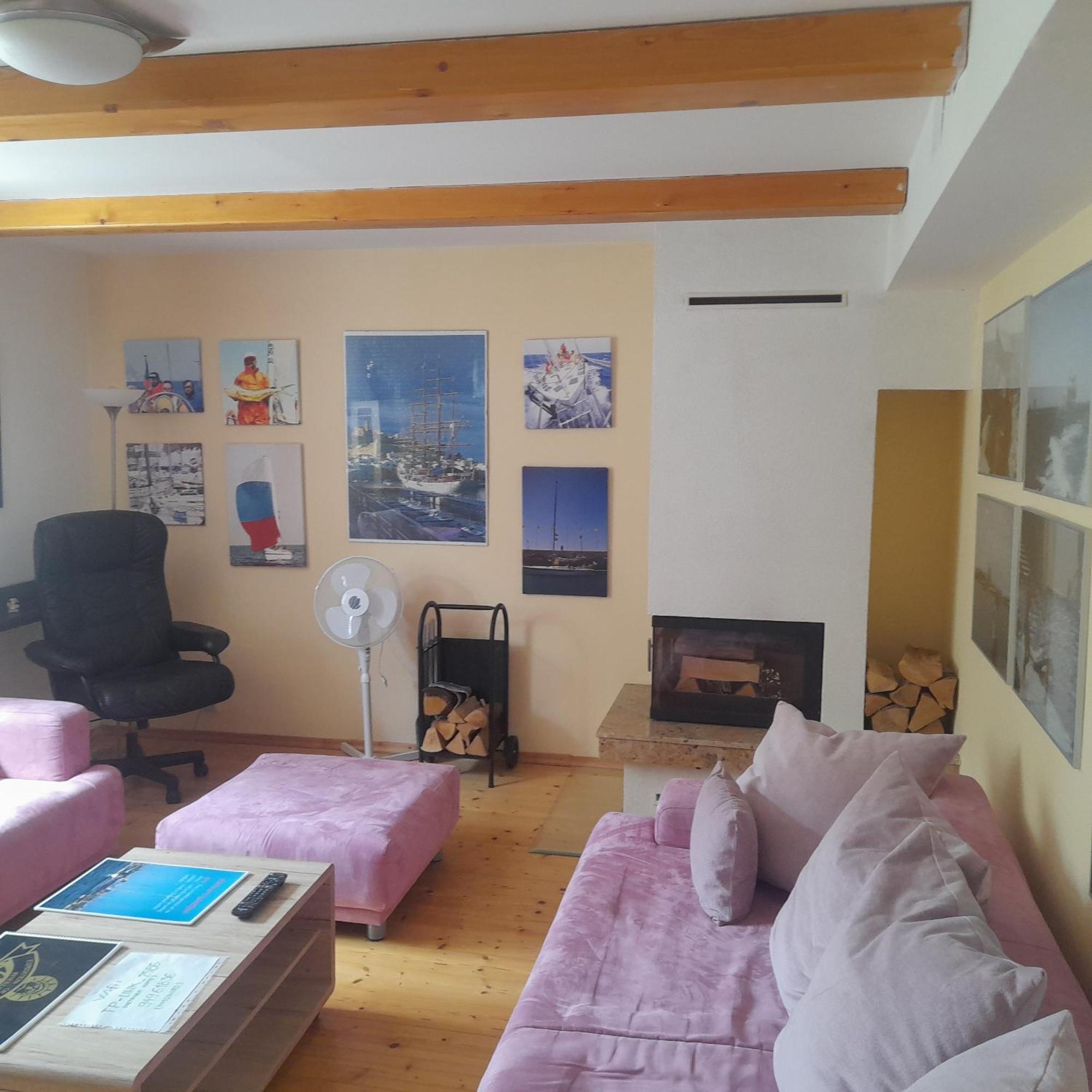 Privat 2 Na Sihoti Trencin Exterior foto